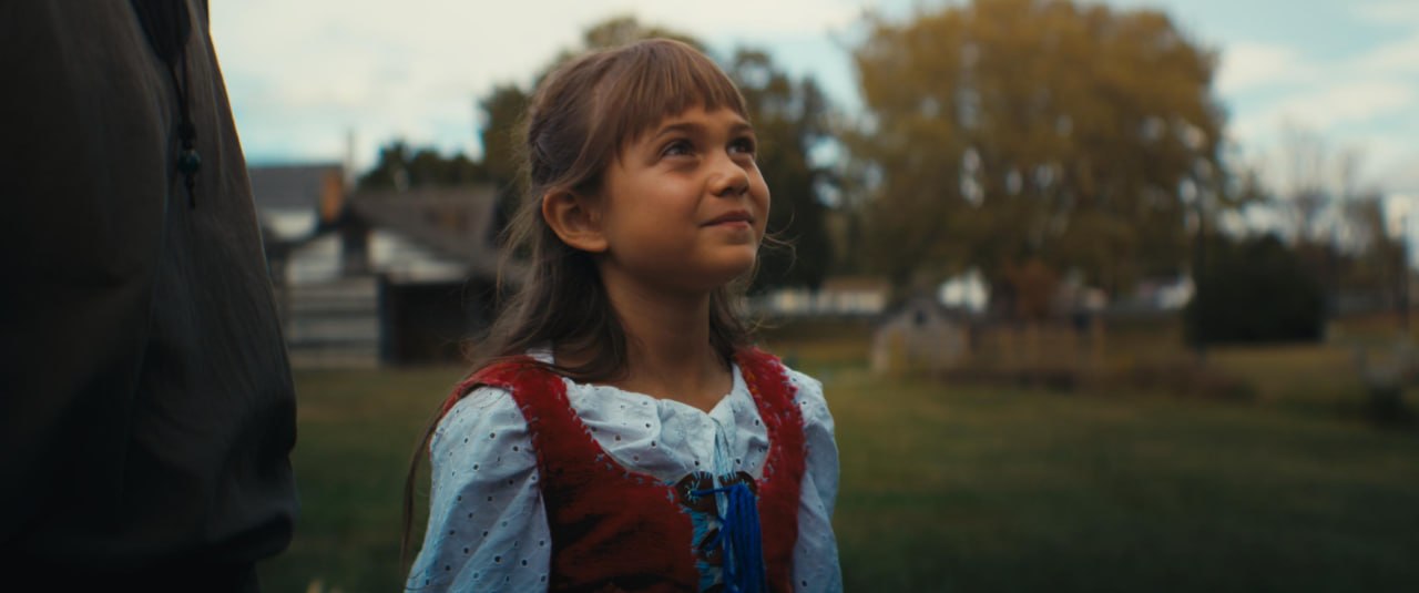 Éowyn Breeze as Marianne in the short film Defender